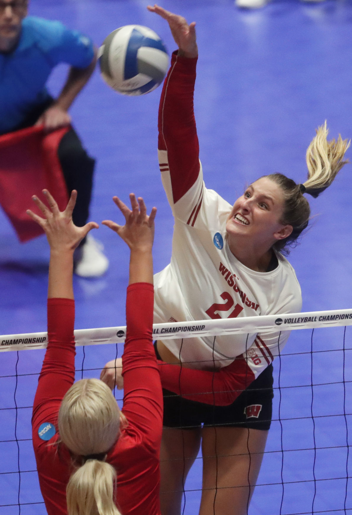 Wisconsin 3, Nebraska 0